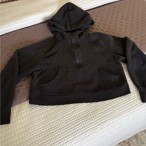 lululemon athletica Black scuba half zip sz small